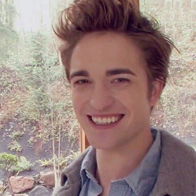 Robert Pattinson