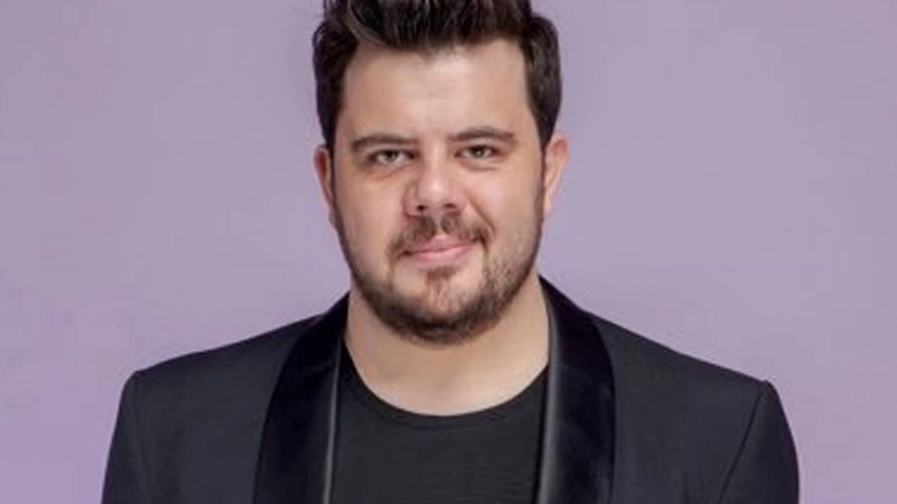 Eser Yenenler